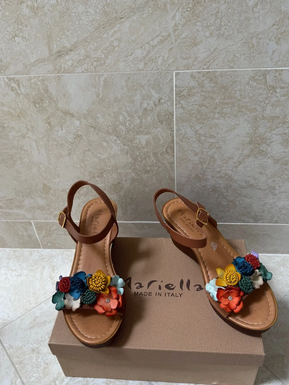 Mariella brown leather wedges with colorful floral embellishments #floral #embe
